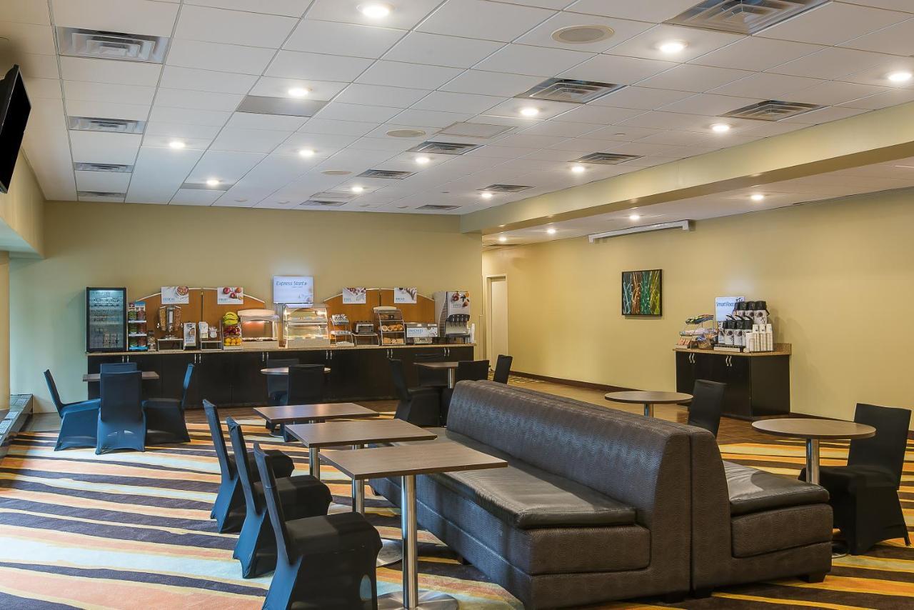 Holiday Inn Express Princeton Southeast By Ihg Plainsboro Exterior foto
